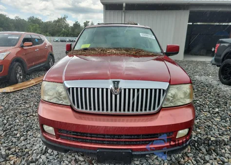 2005 Lincoln Navigator from USA, damaged, VIN 5LMFU285X5LJ15410